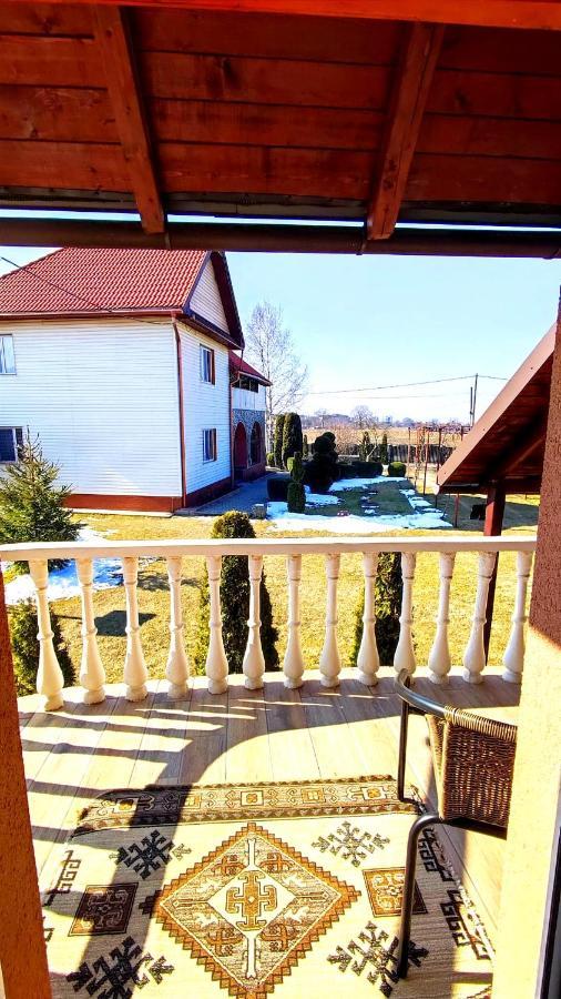 Casa Neagu 호텔 코바스나 외부 사진